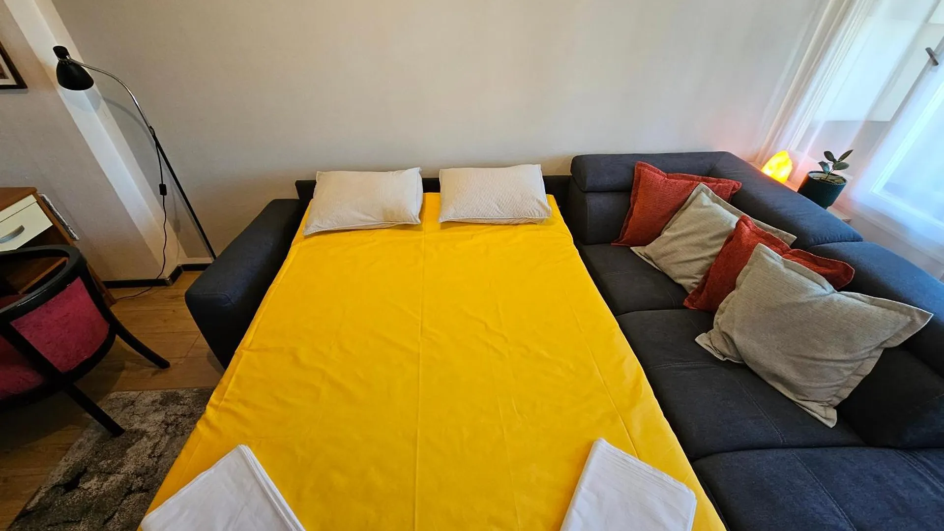 Great Flat Few Minutes From The Beach! Pula Croatia