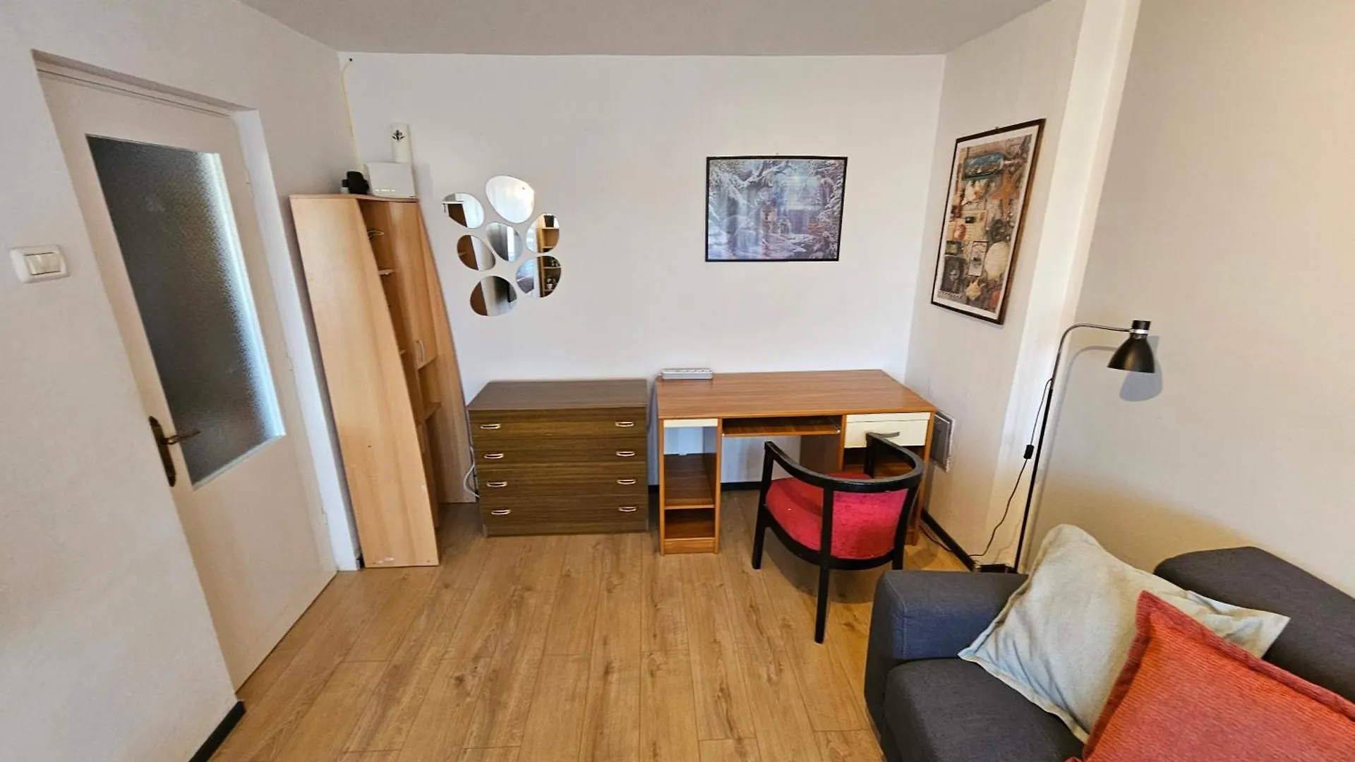 Great Flat Few Minutes From The Beach! Pula